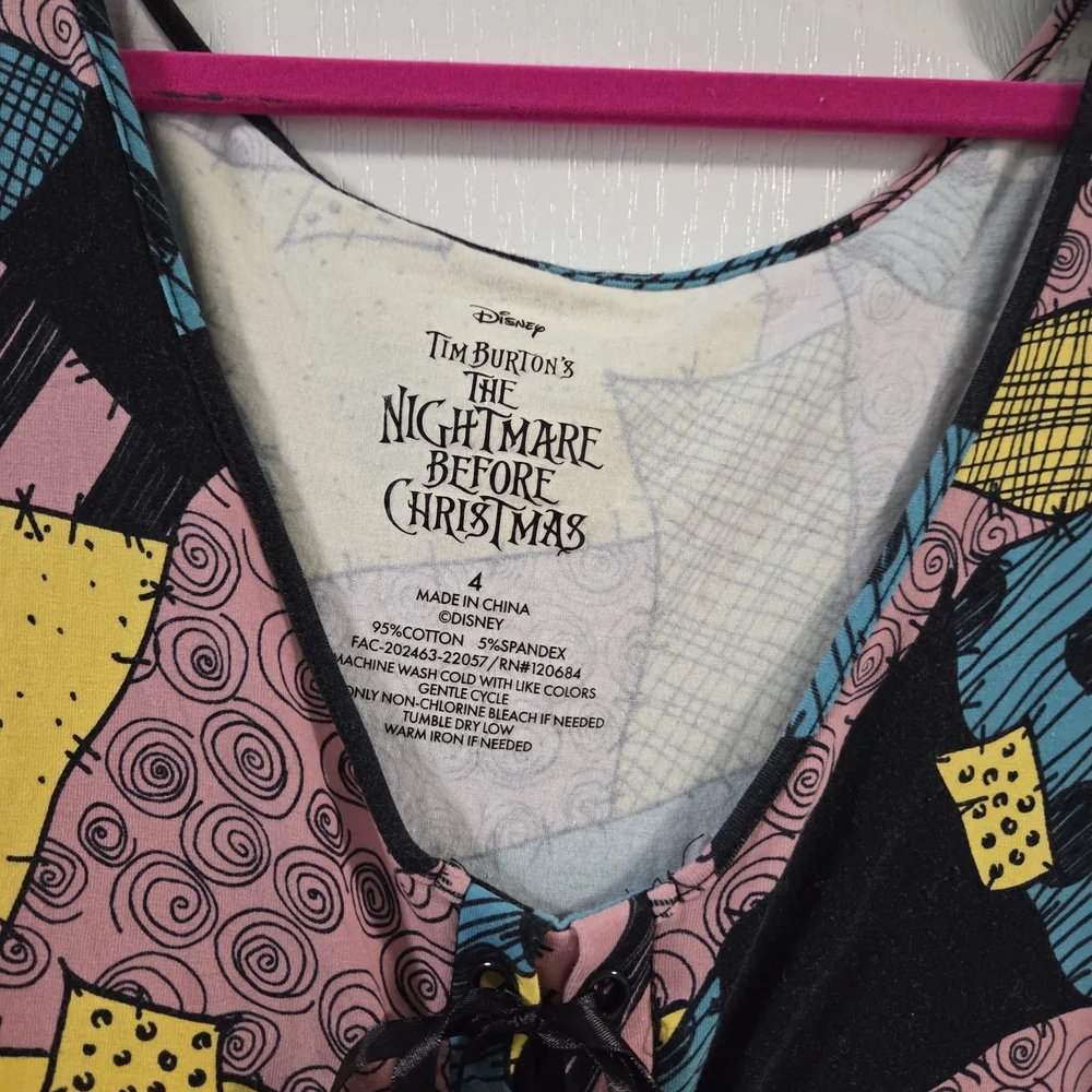 READ DESCRIPTION- Hot Topic Patchwork Sallt Dress + Torrid Sally Shorts - Picture 8 of 14